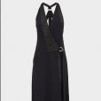 O vestido usado por Bruna Marquezine pertence à grife italiana Versace