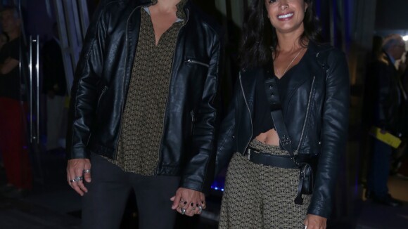 Moda de casal: Aline Riscado e Felipe Roque combinam looks em estreia de peça