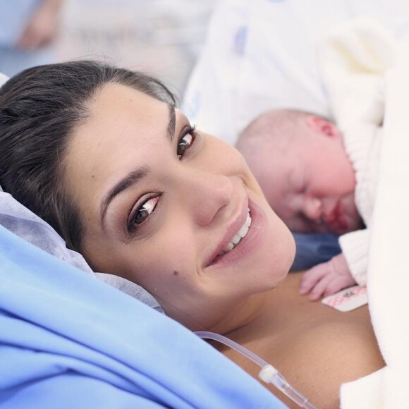 'Momento gostoso. De chamego', disse Thais Fersoza no Instagram