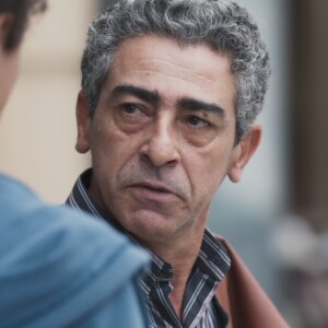 Na novela 'Malhação', Aldo (Cláudio Jaborandy) não admite que o filho omita o motivo que levou Roney (Lúcio Mauro Filho) a demití-lo e acaba expulsando Tato (Matheus Abreu) de casa