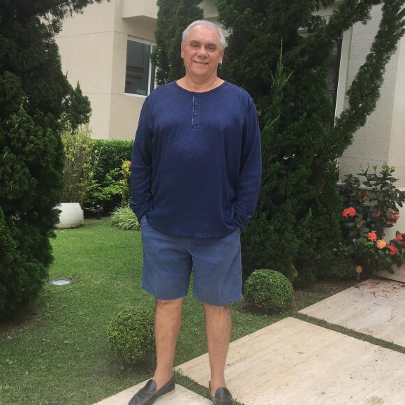 O apresentador Marcelo Rezende, tratando câncer, desmentiu rumor de morte