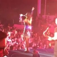 Ivete Sangalo torce o pé durante show, mas tranquiliza fãs: 'Nada sério'. Vídeo!