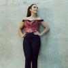 Ivete Sangalo está envolvida com a divulgação de sua nova música de trabalho, 'À Vontade', que teve clipe lançado no útlimo domingo, 06 de agosto de 2017