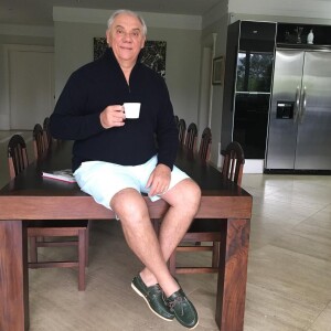 Marcelo Rezende abandonou a quimioterapia por dieta sem carboidratos ao tratar câncer