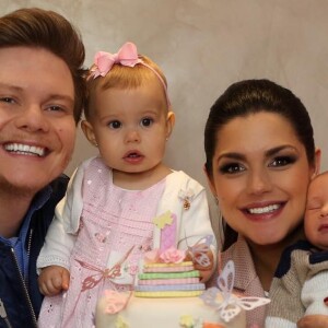 Thais Fersoza comemorou o primeiro aniversário de Melinda em uma festa com temática de unicórnios