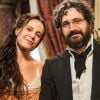 Novela 'Novo Mundo': Amália (Vanessa Gerbelli) e Peter (Caco Ciocler) vão se casar