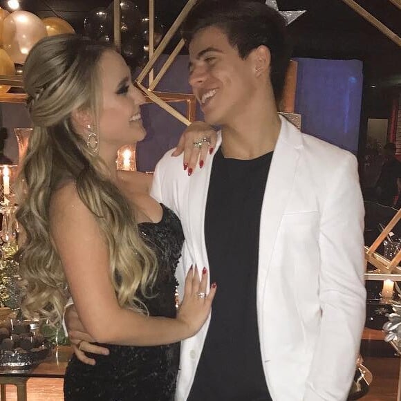 Larissa Manoela e Thomaz Costa estavam juntos desde abril de 2017