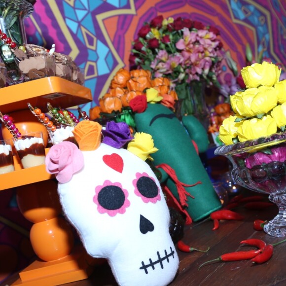 Jade Barbosa comemora aniversário de 26 anos e recebe amigos famosos e ginastas na boate Gallery, na Barra da Tijuca, Zona Oeste do Rio de Janeiro, na noite desta quarta-feira, 09 de agosto de 2017