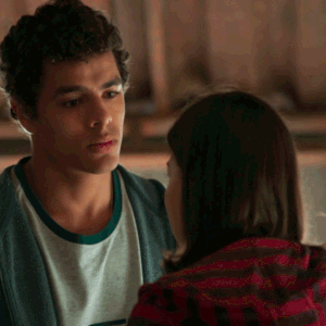 Na novela 'Malhação', Tato (Matheus Abreu) e Keyla (Gabriela Medvedovski) pedem desculpas pelas últimas atitudes e Keyla deixa o seu ex-namorado cuidado de Tonico, que está doente