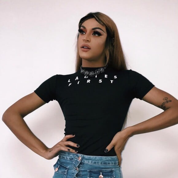 Pabllo Vittar contou que expressa sua identidade através da música