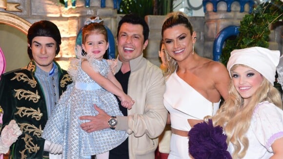 Filha de Ceará e Mirella Santos ganha festa de aniversário dos pais. Fotos!