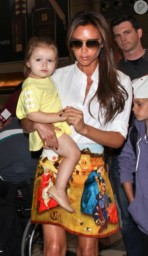 Victoria Beckham com a filha caçula, Harper