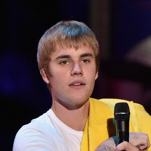 Justin Bieber mandou uma mensagem para uma academia para saber quem era a jovem que participou de um vídeo postado