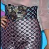 Detalhe do cinto usado por Vanessa Hudgens no Teen Choice Awards, realizado no Galen Center, em Los Angeles, neste domingo, 13 de agosto de 2017