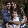 Maria Casadevall e Renato Góes são casados na supersérie 'Os Dias Eram Assim'