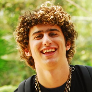 Ícaro Silva e Bernardo Mendes atuaram juntos na temporada 2006 da novela teen "Malhação"