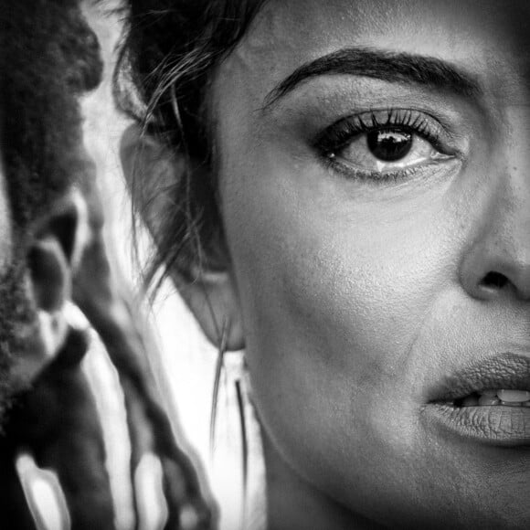 Sabiá (Jonathan Azevedo) pressiona Bibi (Juliana Paes) a matar seu refém: 'Ou tu ou ele', na novela 'A Força do Querer'