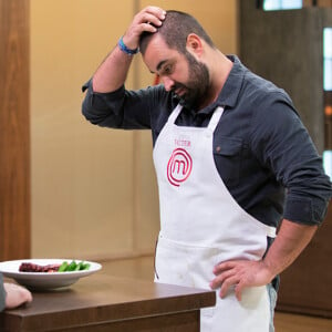 No 'MasterChef', Valter comentou que se atrapalhou na semifinal por conta de problemas pessoais e seu mau desempenho custou sua vaga na grande final: 'Eu perdi o foco'