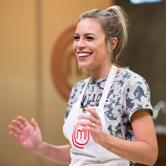 'Eu me subestimava, não imaginava que fosse tão longe', disse Deborah no 'MasterChef'