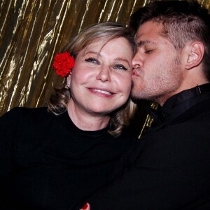 Pepita Rodrigues, mãe de Dado Dolabella, defende ator, preso por não pagar pensão do filho: 'É cruel o que estão fazendo com este menino'