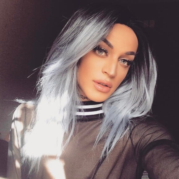 Pabllo Vittar confessou curiosidades sobre sua intimidade, incluindo a maior gafe que já cometeu na hora H: 'Eu estava lá com o boy e a gente estava transando no banheiro. Menina, na hora H, a minha minha perna tremeu e eu cai no meio do banheiro'