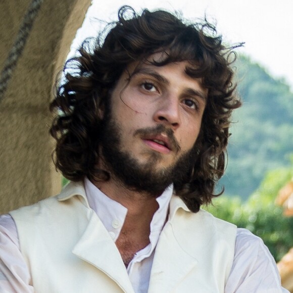 Joaquim (Chay Suede) será revelado o verdadeiro irmão de dom Pedro (Caio Castro), na novela 'Novo Mundo'