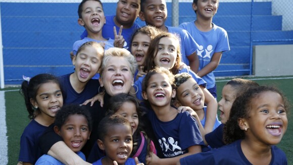 Xuxa explica fim de fundação após 28 anos: 'Cada criança custa R$ 11 por dia'