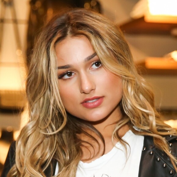 Sasha Meneghel já planeja seus passos no mundo profissional: 'Tenho muito interesse em direção de arte ligada à moda'