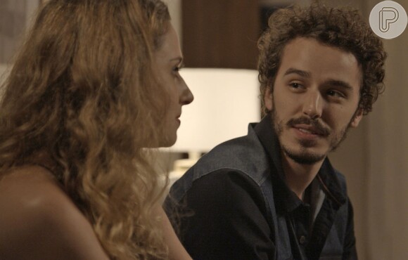 Ivan (Carol Duarte) ficará em choque com a gravidez de Cláudio (Gabriel Stauffer)