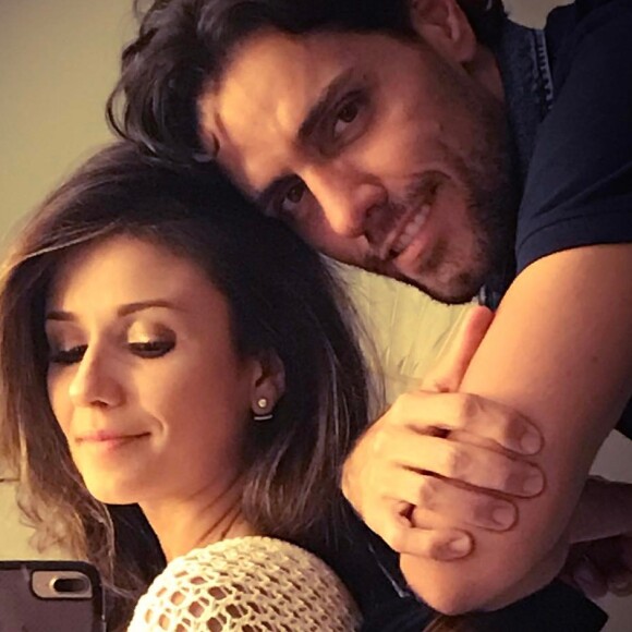 'Agradeço ao universo por você existir e existir em minha vida', declarou-se Thiago Arancam, namorado de Paula Fernandes