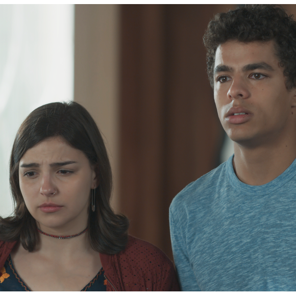 Matheus Abreu vive um triângulo amoroso complicado em 'Malhação' ao lado de Keyla (Gabriela Medvedovski) e Deco (Pablo Morais)