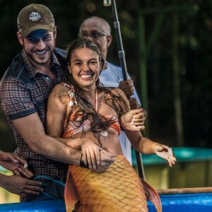 Isis Valverde começou a treinar com a cauda no início da novela 'A Força do Querer'