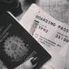 Giovanna Lancellotti embarcou no aeroporto Internacional de Viracopos, em Campinas, na noite do último sábado, 19 de abril de 2014. Em foto publicada em seu Instagram, Giovanna mostrou que entrou na Europa por Lisboa, em Portugal