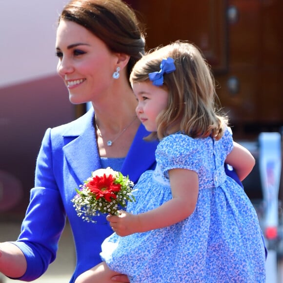 Kate Middleton está grávida do terceiro filho de Príncipe William