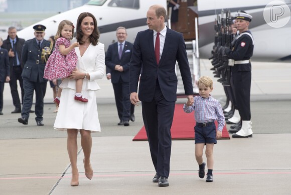 Kate Middleton e Príncipe William já são pais de George e Charlotte