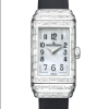 A peça luxuosa, que pode ser usada de duas formas diferentes, foi inspirada nos primeiros relógios femininos da década de 1930