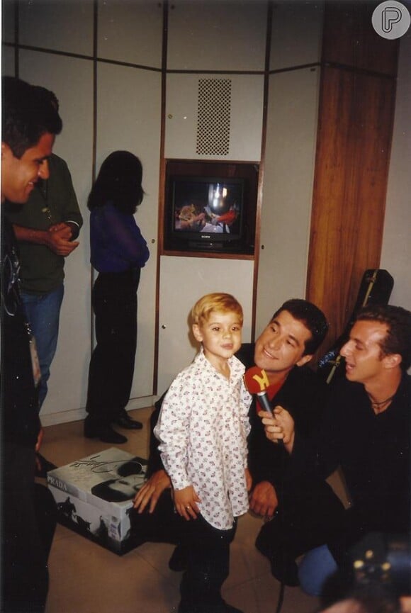 Dani Boy ao lado de Daniel e Luciano Huck durante gravação do programa 'H'