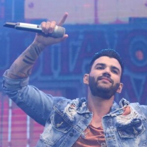 Gusttavo Lima foi um dos cantores que se apresentaram no 'Festeja Niterói' neste domingo, 3 de setembro de 2017