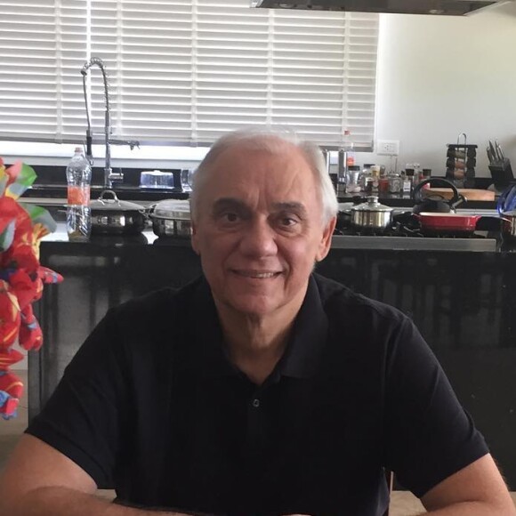 Com câncer, Marcelo Rezende apareceu mais abatido em vídeo e preocupou Milton Neves