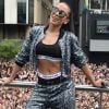 Anitta investiu em um conjunto de paetês para se apresentar na Parada do Orgulho LGBT de São Paulo, em 18 de junho de 2017