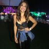 Juliana Paes combinou lingerie com calça de paetês Rosa Chá para curtir o Rock in Rio 2017, no dia 21 de setembro