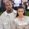 Kim Kardashian e o marido desembolsaram US$ 45 mil, aproximadamente R$ 140 mil, para pagar a mãe de aluguel