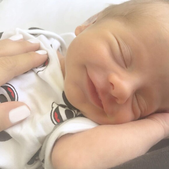 Karina Bacchi fez uma fertilização in vitro para engravidar de Enrico