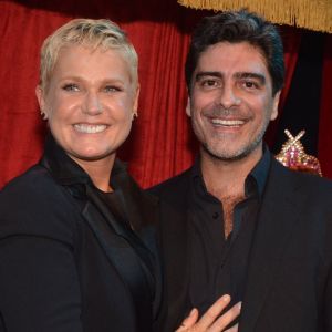 Xuxa Meneghel deixa homenagem no aniversário do namorado, Junno Andrade: 'Te amo'