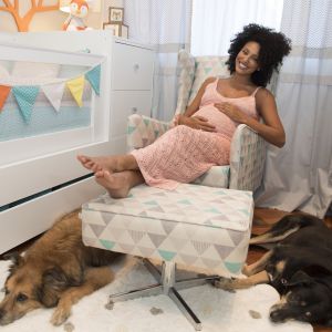 Na reta final da gravidez, Sheron Menezzes mostrou a decoração do quarto do filho