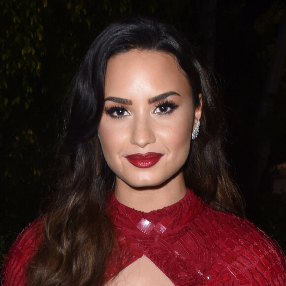 Demi Lovato falou abertamente sobre o vício em álcool e drogas ao ser homenageada no Brent Shapiro Foundation for Drug Prevention, na última segunda-feira, dia 12 de setembro de 2017
