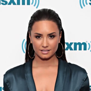 Demi Lovato não pensa a longo prazo sobre o tratamento: 'Um dia de cada vez'