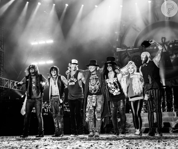 Após incansáveis pedidos dos fãs da banda, o Rock in Rio leva o grupo americano Guns N' Roses, liderado por Axl Rose, ao Palco Mundo do festival no dia 23 de setembro de 2017. O esperado show contará com a presença do guitarrista Slash e do baixista Duff McKagan, da formação clássica da banda
