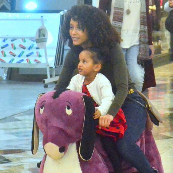 Tais Araújo é mãe de Maria Antônia, de 2 anos, fruto do casamento com Lázaro Ramos 