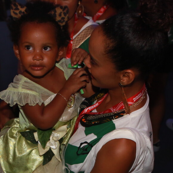Tais Araújo falou sobre as escolhas da filha, Maria Antônia, de 2 anos